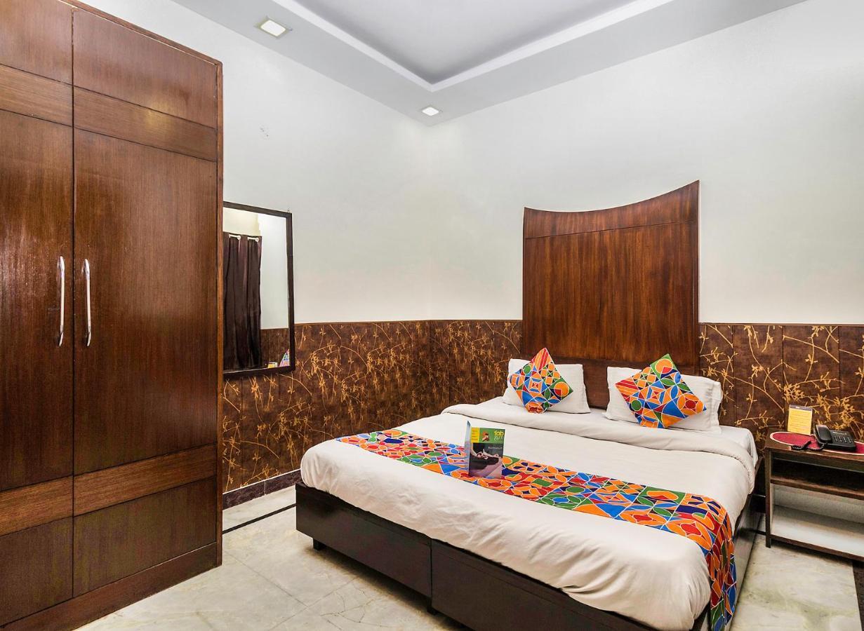 Fabhotel Jindal Palace Near Igi Airport Нью-Дели Экстерьер фото